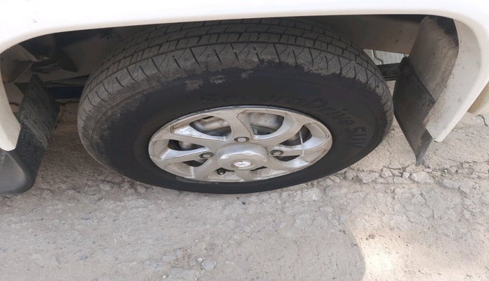 2024 Mahindra Bolero B4, Diesel, Manual, 34,692 km, tyre