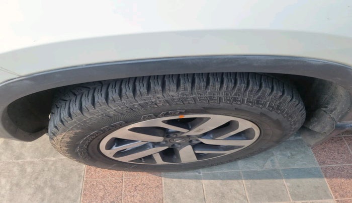 2021 Tata Harrier XZA PLUS 2.0L, Diesel, Automatic, 50,230 km, tyre