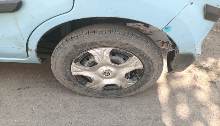 2012 Maruti Alto 800 LXI CNG, Petrol, Manual, 1,20,742 km, tyre