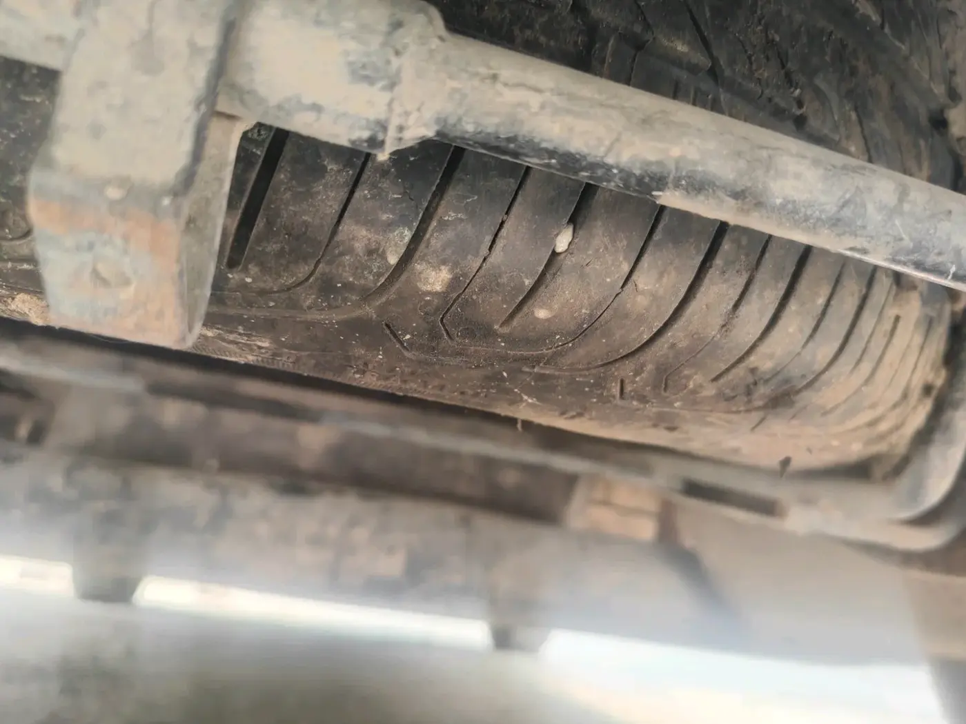 2018 Mahindra Kuv100 K2 TRIP CNG, CNG, Manual, 1,49,742 km, tyre