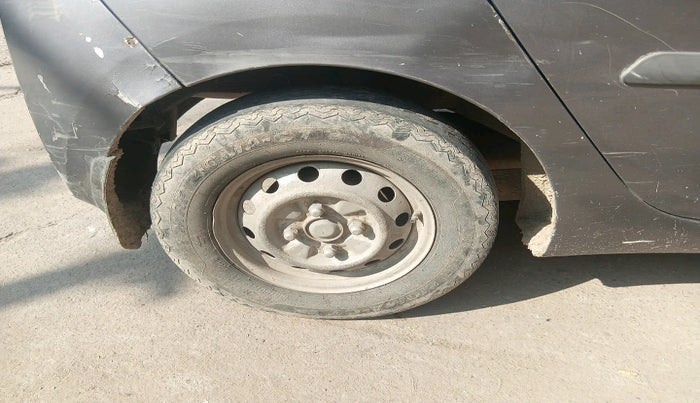 2013 Hyundai Eon D-LITE+, Petrol, Manual, 91,107 km, tyre