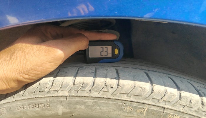 2022 Volkswagen VIRTUS TOPLINE TSI 1.0 MT, Petrol, Manual, 61,313 km, tyre