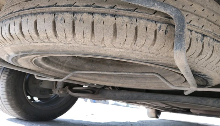 2020 Maruti Ertiga VXI CNG, Petrol, Manual, 1,63,548 km, tyre