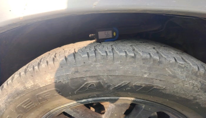 2013 Toyota Fortuner 3.0 4X2 MT, Diesel, Manual, 2,00,842 km, tyre