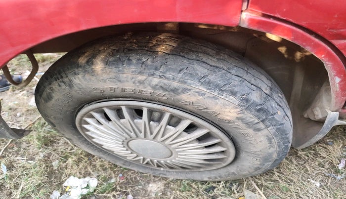 2011 Maruti Eeco 5 STR WITH A/C+HTR, Petrol, Manual, 1,23,530 km, tyre