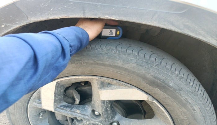 2021 Hyundai VENUE SX 1.5 CRDI, Diesel, Manual, 1,19,986 km, tyre