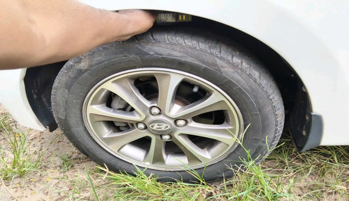 2015 Hyundai Grand i10 ASTA (O) 1.2 KAPPA VTVT, Petrol, Manual, 50,685 km, tyre