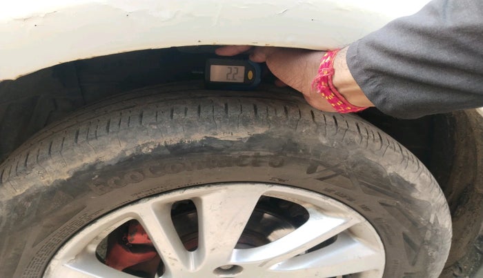 2011 Maruti Swift ZDI, Diesel, Manual, 1,21,390 km, tyre