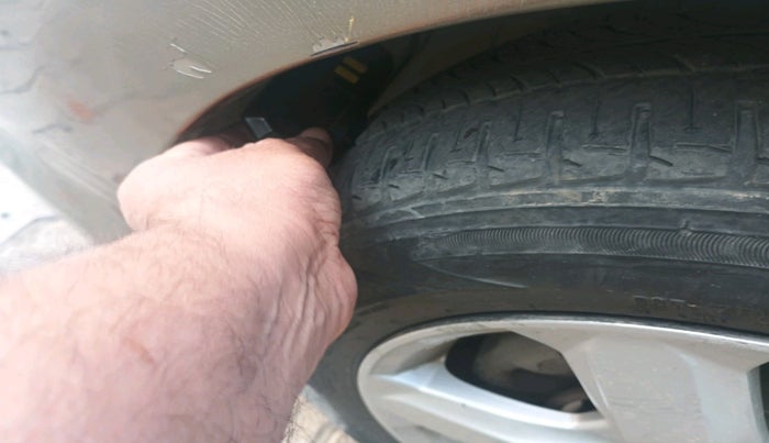 2011 Honda City 1.5L I-VTEC V AT, Petrol, Automatic, 77,977 km, tyre