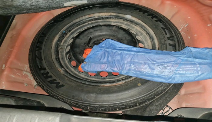 2016 Maruti Baleno DELTA PETROL 1.2, Petrol, Manual, 1,14,179 km, tyre