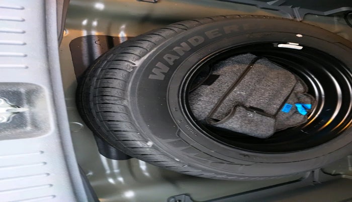 2024 Hyundai Creta SX (O) IVT 1.5 PETROL, Petrol, Automatic, 9,744 km, tyre