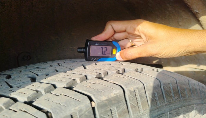 2022 Mahindra Thar LX D AT 4WD HT, Diesel, Automatic, 74,597 km, tyre