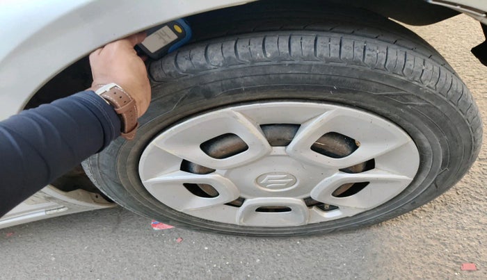 2018 Maruti IGNIS DELTA 1.2, Petrol, Manual, 84,286 km, tyre