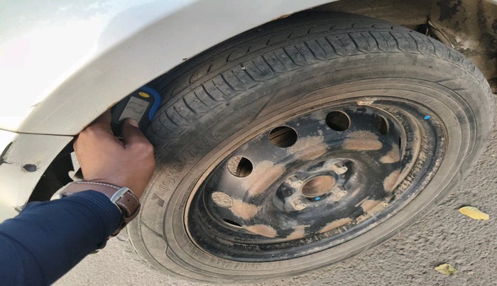 2018 Maruti IGNIS DELTA 1.2, Petrol, Manual, 84,286 km, tyre