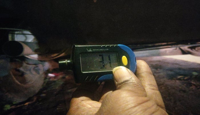 2016 Nissan Terrano XE (D), Diesel, Manual, 1,19,808 km, tyre