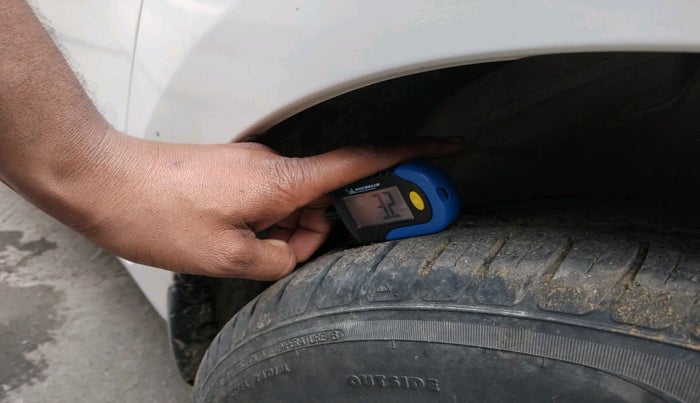 2023 Maruti Swift VXI, Petrol, Manual, 19,550 km, tyre