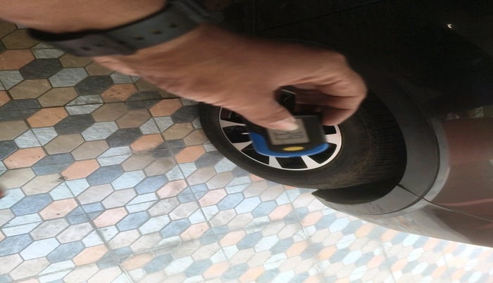 2021 Tata NEXON XZA PLUS SUNROOF PETROL, Petrol, Automatic, 37,755 km, tyre