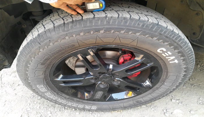 2022 Mahindra Thar LX D AT 4WD HT, Diesel, Automatic, 55,780 km, tyre