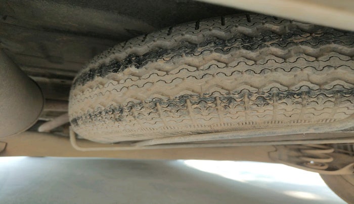 2020 Renault TRIBER RXZ, Petrol, Manual, 46,324 km, tyre