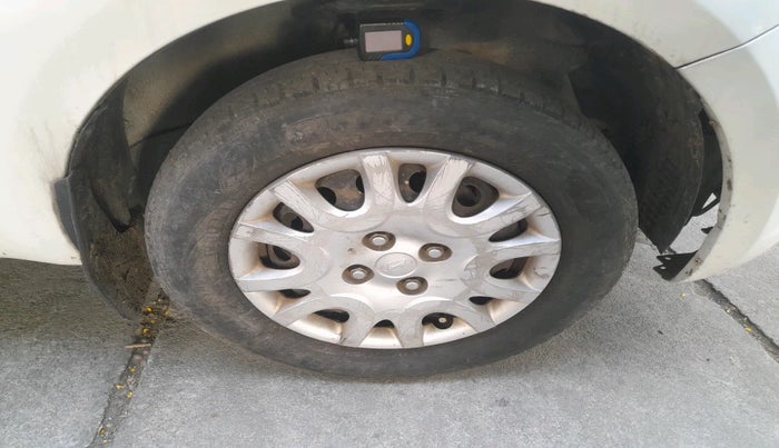 2010 Hyundai i20 ERA 1.2, Petrol, Manual, 74,961 km, tyre