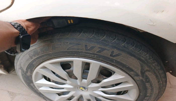 2010 Ford Figo TITANIUM 1.4 DIESEL, Diesel, Manual, 85,125 km, tyre