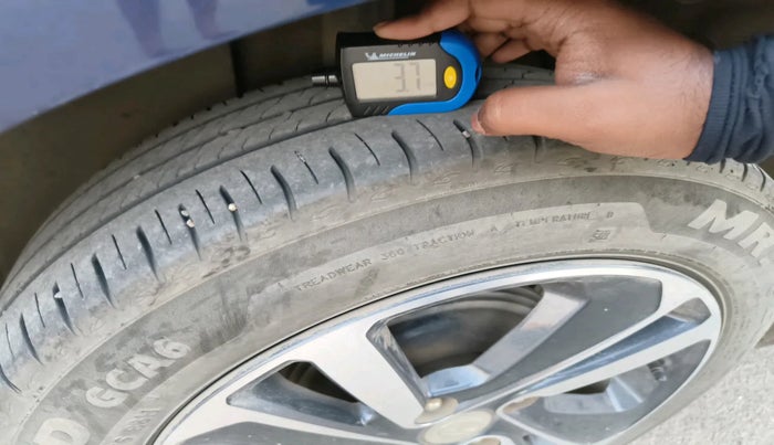 2024 Tata ALTROZ XZA PLUS (O) SUNROOF P , Petrol, Automatic, 13,810 km, tyre