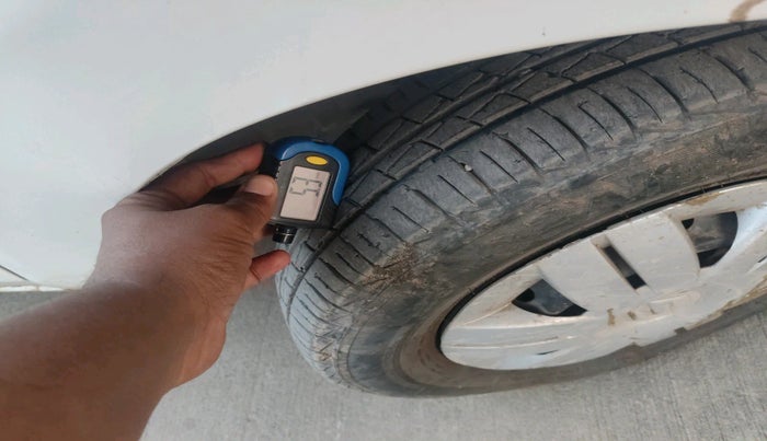 2020 Maruti Alto VXI, Petrol, Manual, 20,498 km, tyre