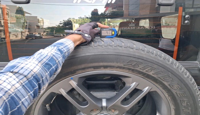 2021 Mahindra Thar LX PETROL HT 4WD AT, Petrol, Automatic, 39,208 km, tyre