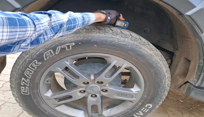 2021 Mahindra Thar LX PETROL HT 4WD AT, Petrol, Automatic, 39,208 km, tyre