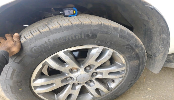 2018 Ford Endeavour TITANIUM 3.2 4X4 AT, Diesel, Automatic, 1,02,939 km, tyre