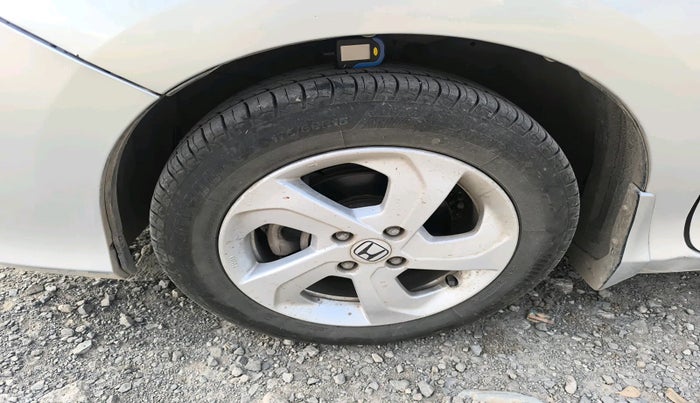 2016 Honda City 1.5L I-VTEC VX (O) MT, Petrol, Manual, 1,07,585 km, tyre