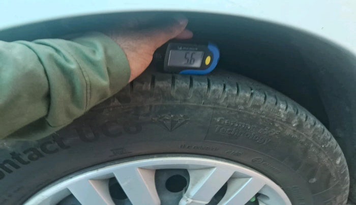 2018 Maruti Dzire VXI, Petrol, Manual, 49,111 km, tyre