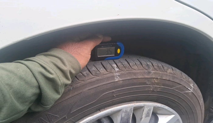 2018 Maruti Dzire VXI, Petrol, Manual, 49,111 km, tyre