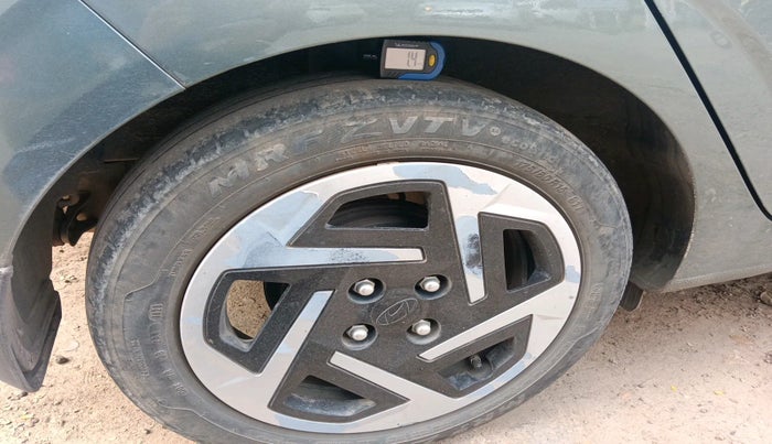 2023 Hyundai GRAND I10 NIOS SPORTZ AMT 1.2 KAPPA VTVT, Petrol, Automatic, 44,358 km, tyre