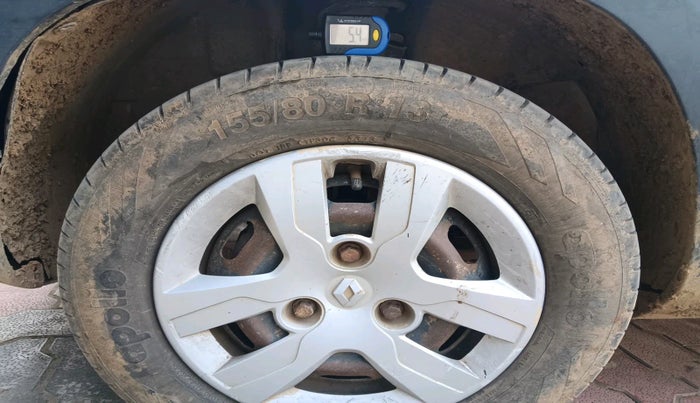 2017 Renault Kwid RXL, Petrol, Manual, 76,063 km, tyre