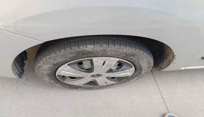 2016 Maruti Wagon R 1.0 LXI CNG, Petrol, Manual, 45,632 km, tyre