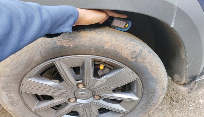 2022 Renault Kwid CLIMBER 1.0 (O), Petrol, Manual, 45,941 km, tyre