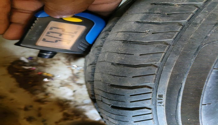 2016 Maruti Alto 800 LXI, Petrol, Manual, 52,847 km, tyre