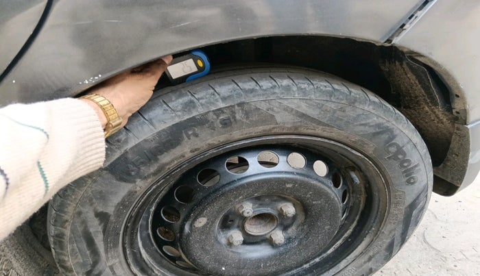 2017 Maruti Baleno DELTA PETROL 1.2, Petrol, Manual, 1,15,781 km, tyre