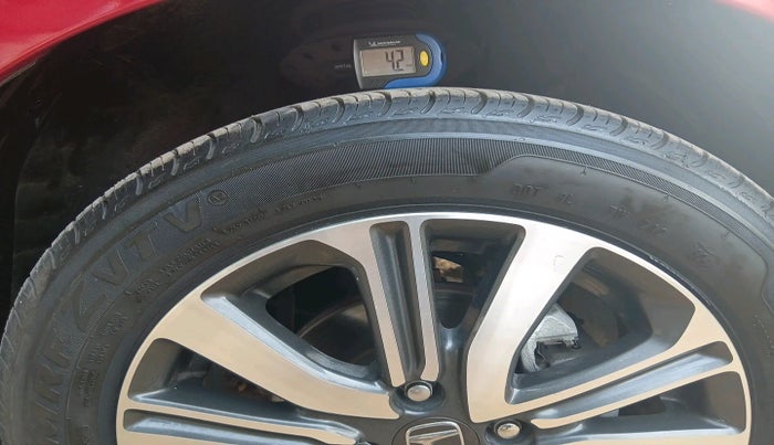 2024 Honda Amaze 1.2L I-VTEC VX CVT, Petrol, Automatic, 32,404 km, tyre