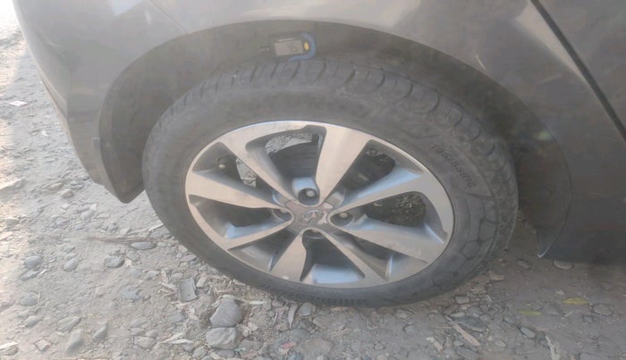 2017 Hyundai Elite i20 ASTA 1.2 (O), Petrol, Manual, 72,521 km, tyre