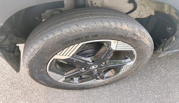 2024 Tata PUNCH EV EMPOWERED 3.3, Electric, Automatic, 15,522 km, tyre