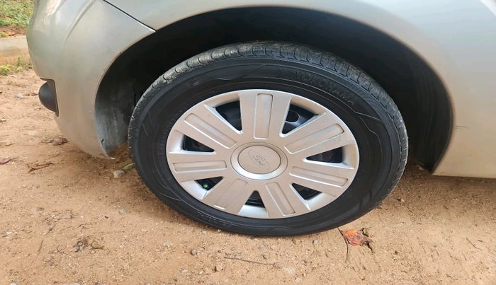 2012 Ford Figo ZXI 1.4 DIESEL, Diesel, Manual, 1,27,105 km, tyre