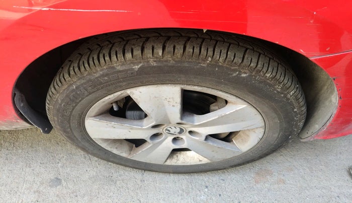 2016 Skoda Rapid STYLE 1.5 TDI AT, Diesel, Automatic, 67,330 km, tyre