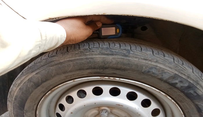 2013 Honda Amaze 1.2L I-VTEC EX, Petrol, Manual, 85,546 km, tyre