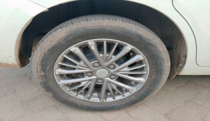 2021 Maruti Ertiga VXI SHVS, Petrol, Manual, 47,105 km, tyre