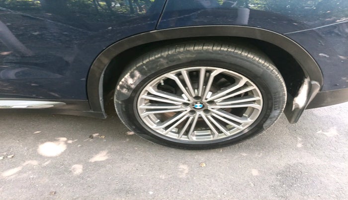 2019 BMW X3 X DRIVE 20D Luxury Line, Diesel, Automatic, 1,16,141 km, tyre