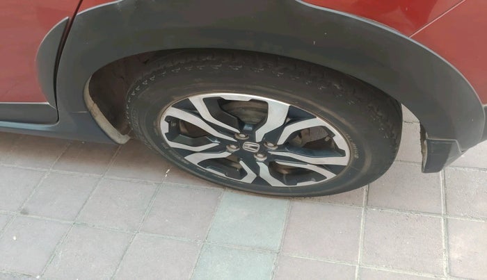 2021 Honda WR-V 1.2L I-VTEC SV MT, Petrol, Manual, 52,384 km, tyre