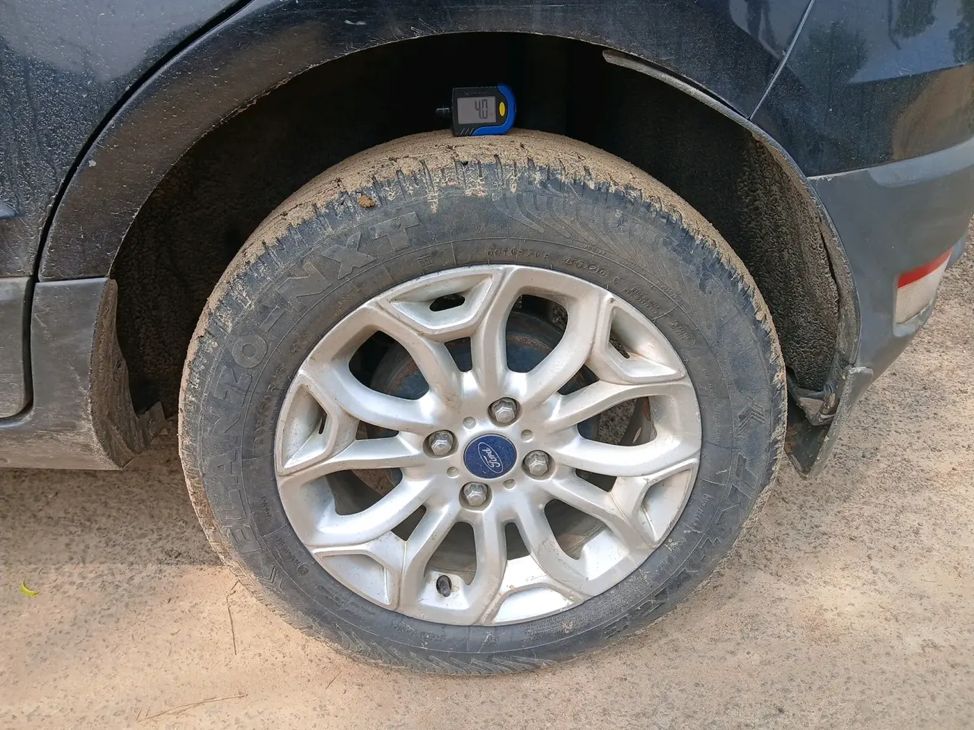 2013 Ford Ecosport TITANIUM 1.0L ECOBOOST, Petrol, Manual, 71,004 km, tyre