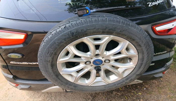 2013 Ford Ecosport TITANIUM 1.0L ECOBOOST, Petrol, Manual, 71,004 km, tyre